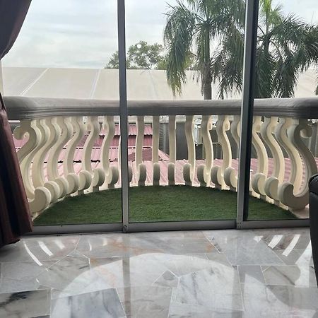 Glory Beach Aparment 2 Bedroom Port Dickson Esterno foto