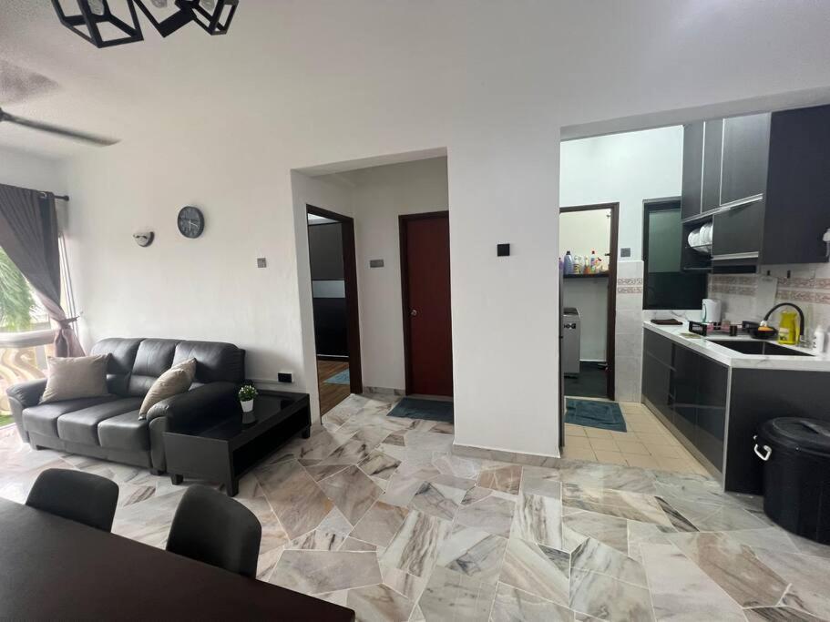 Glory Beach Aparment 2 Bedroom Port Dickson Esterno foto