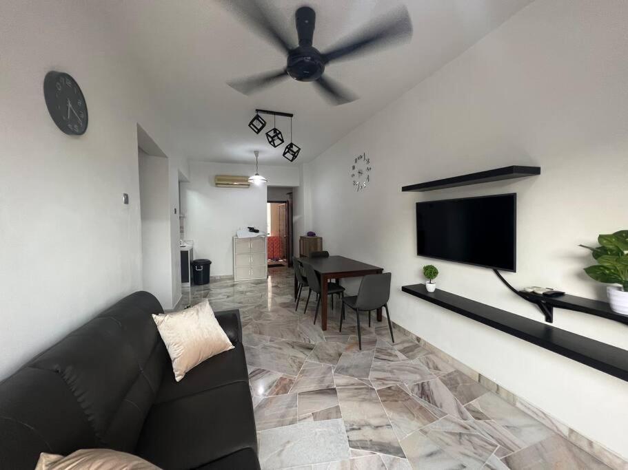 Glory Beach Aparment 2 Bedroom Port Dickson Esterno foto